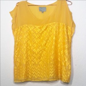 Skies Are Blue Yellow Embroidered Split Sleeve Top